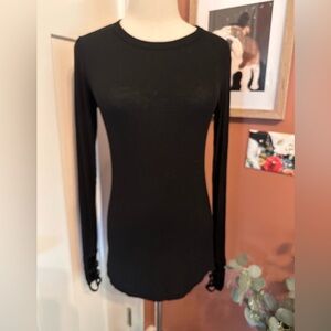 Michael Lauren | women’s | black | crew neck | ribbed cross cuff | XS | shirt